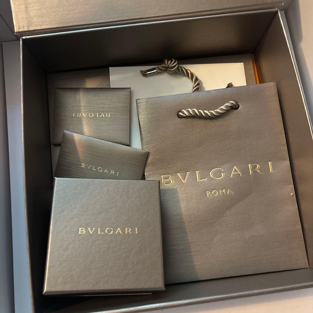 ブルガリ　ブルーレザー　バングル