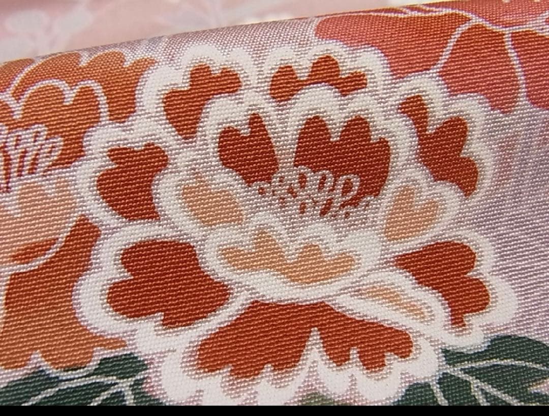 訪問着　友禅　枝花文　暈し染め　正絹逸品