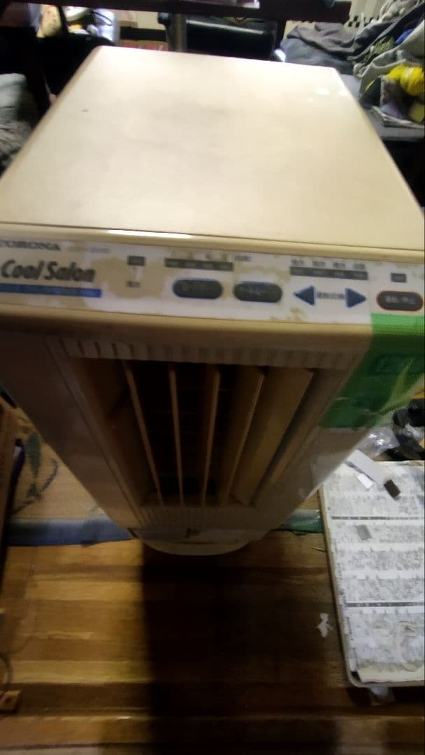 ジャンク品Cool Sabo 窓用エアコン クリーム始動はオッケー