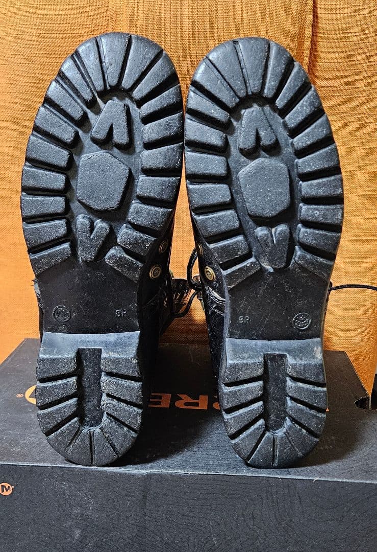 ジャングルブーツ　ビブラムソール