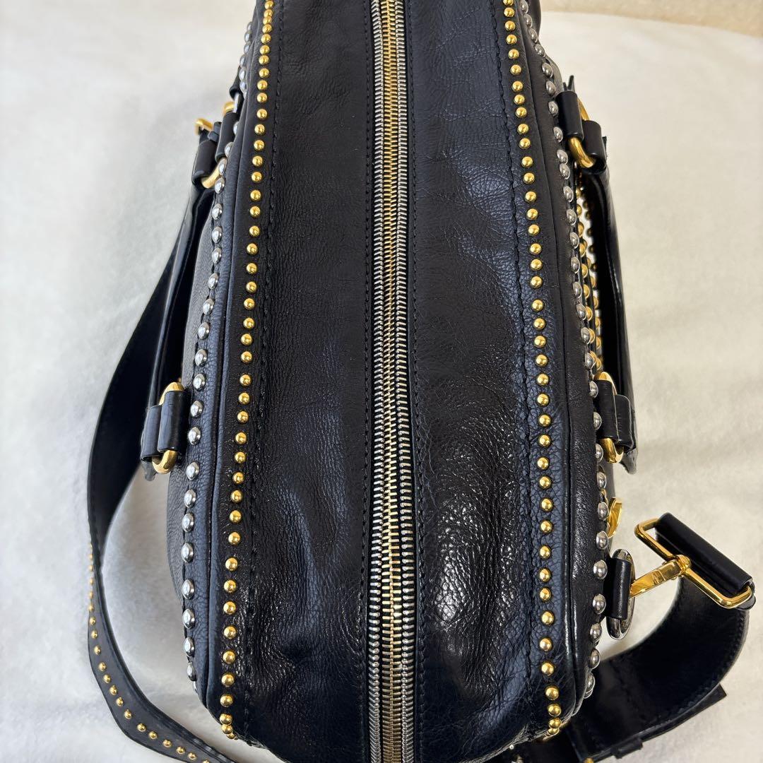 【希少・極美品】プラダ スタッズ 2way ショルダーバッグ ハンドバッグ 黒