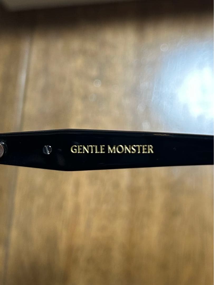 GENTLE MONSTER サングラス Jude 01(GR)