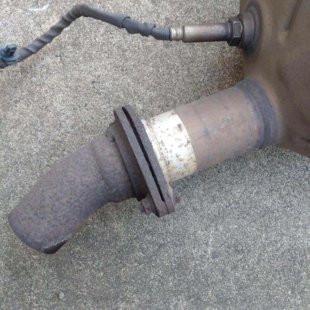 デュトロ　XZU605 触媒　コンバータ