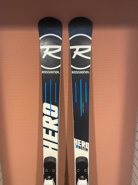 ロシニョール HERO MASTER 175cm R=18m ROSSIGNOL