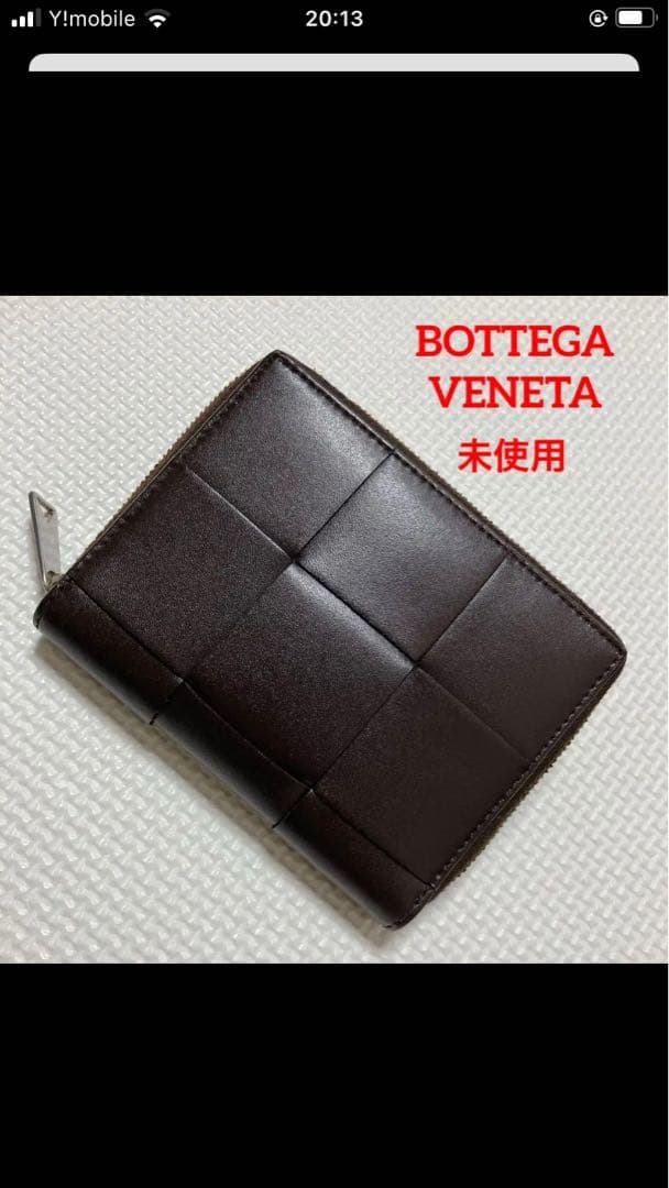未使用BOTTEGA VENETA カセット　レザーラウンドジップ　二つ折り財布