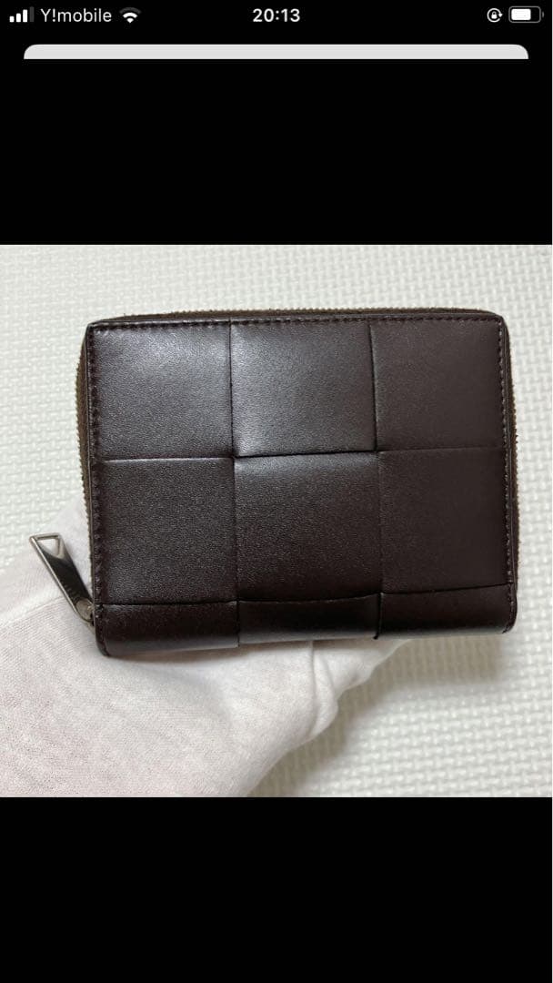 未使用BOTTEGA VENETA カセット　レザーラウンドジップ　二つ折り財布