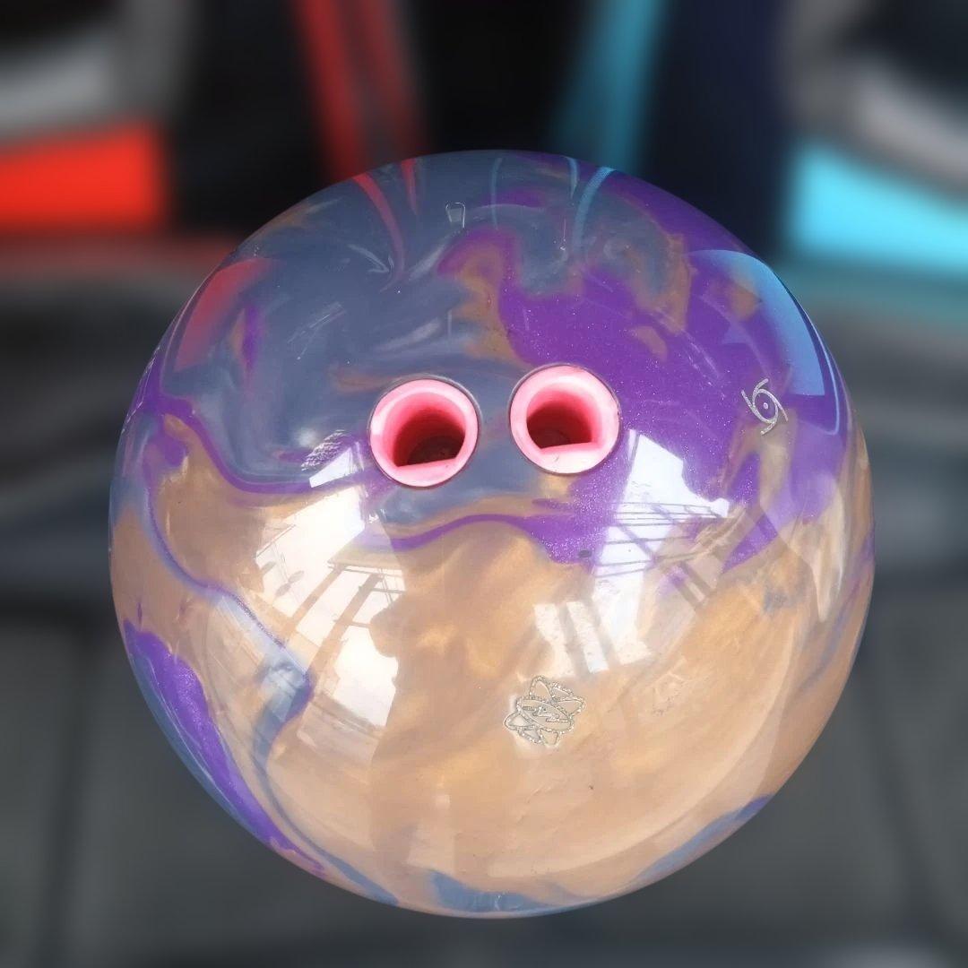 STORM PHYSX ERA ボウリングボール 14ポンド