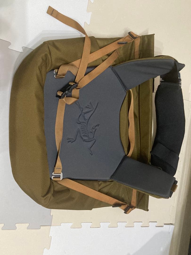 アークテリクス ARC'TERYX メッセンジャーバッグ ミストラル 16L