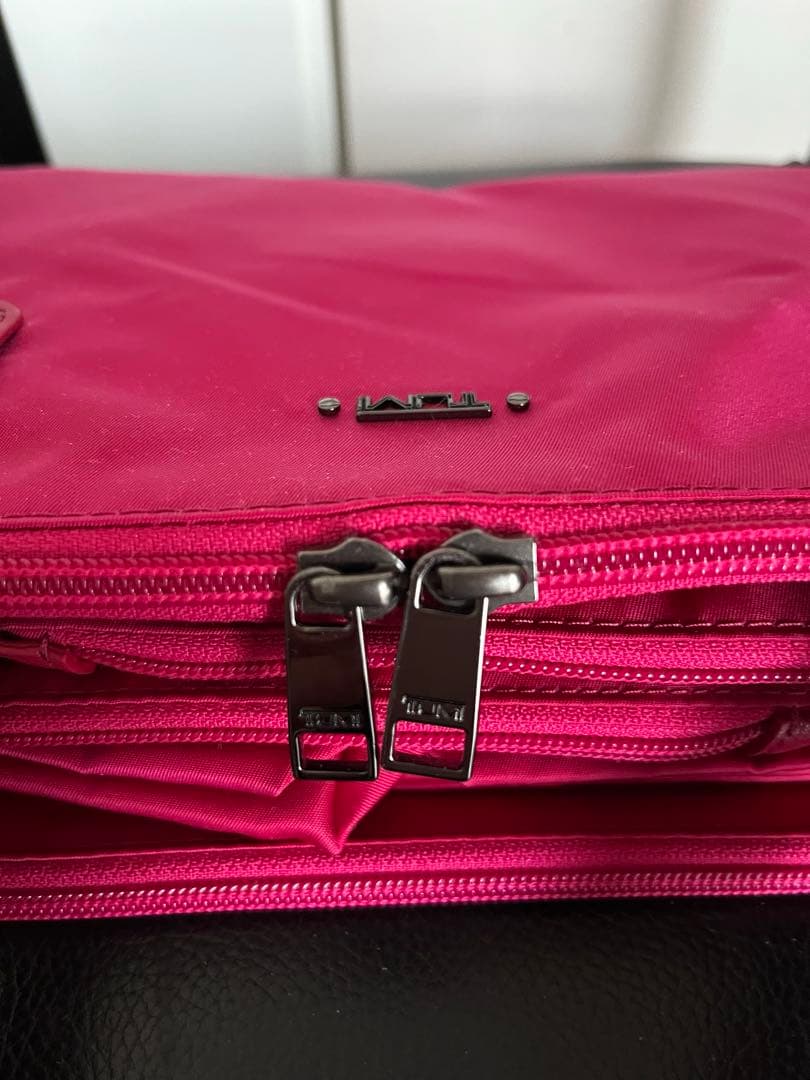 ⭐︎TUMI￼￼ ジャストインケーストートピンク　ピンク 収納ポーチ付き