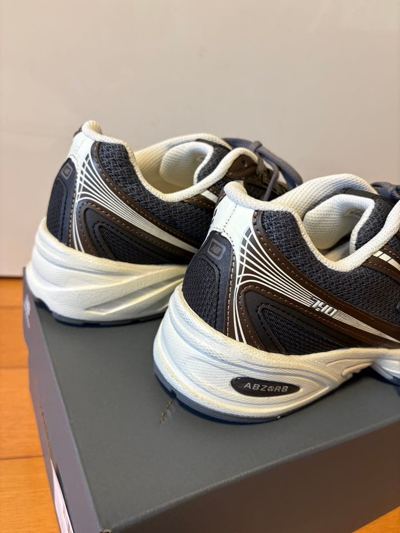 New Balance U740 BEAUTY&YOUTH⭐︎Kumaさま専用⭐︎