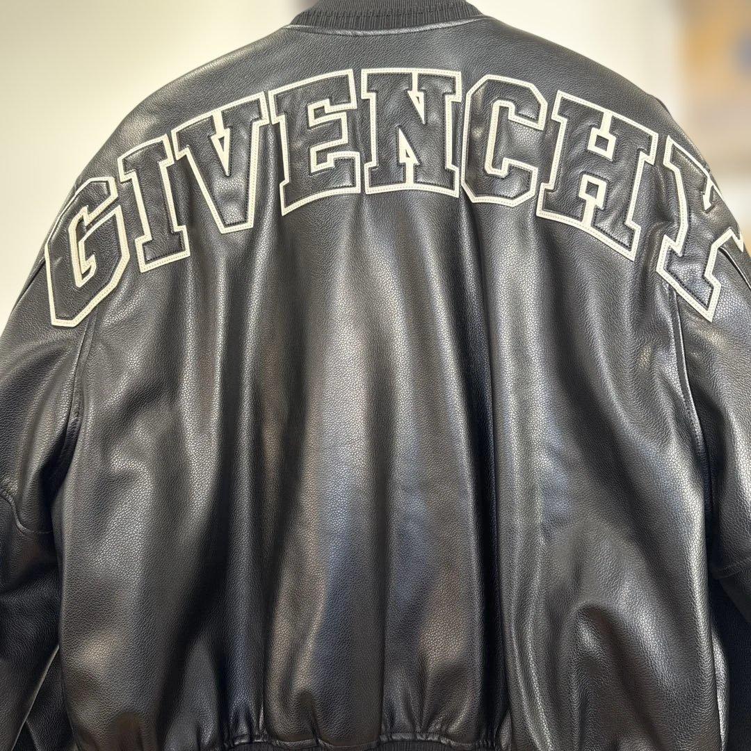 正規品GIVENCHY スタジャン ブラック希少品、美品