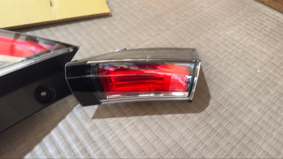 fk7 シビックハッチバック純正テールランプ