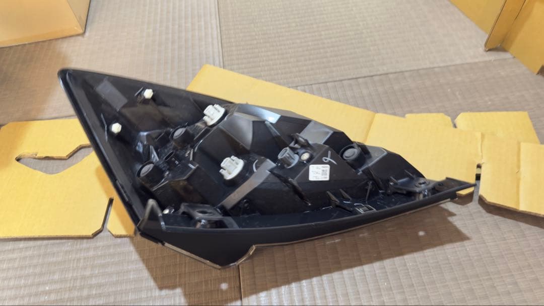 fk7 シビックハッチバック純正テールランプ