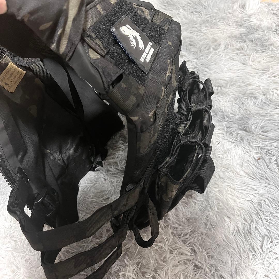 美品　エマーソン製 マルチカムブラック プレートキャリア　CPC EMERSON