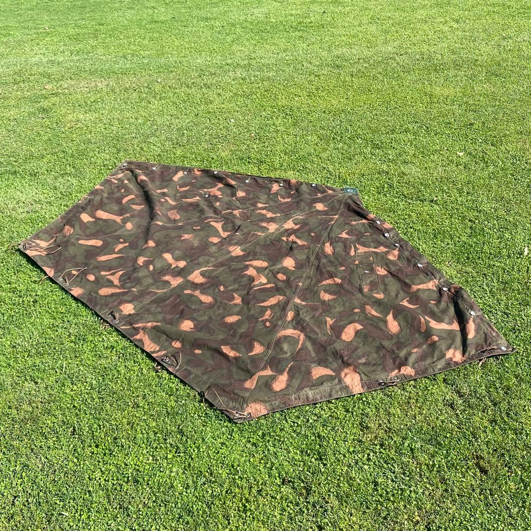 M*H様 【希少】ハンガリー軍　軍幕　テント　2枚連結　ファスナー付　ポール・ペ