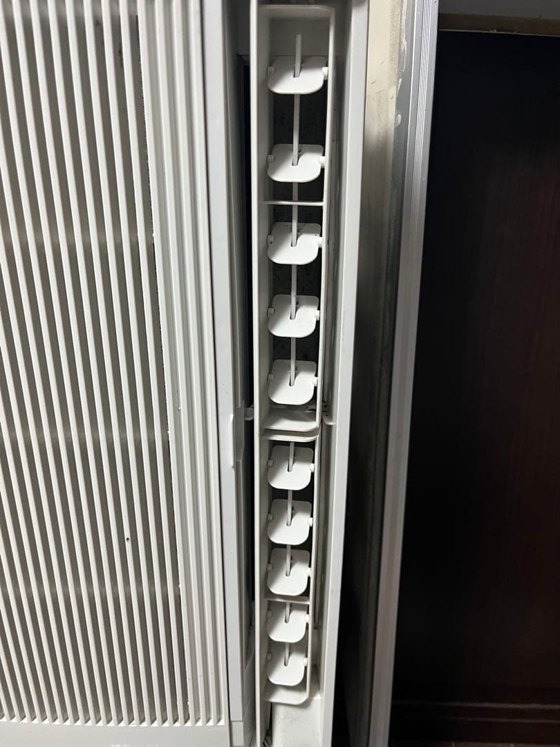 X✴︎送料込み！コロナ 窓用エアコン1.8kw冷暖房タイプ CWH-A1816☆