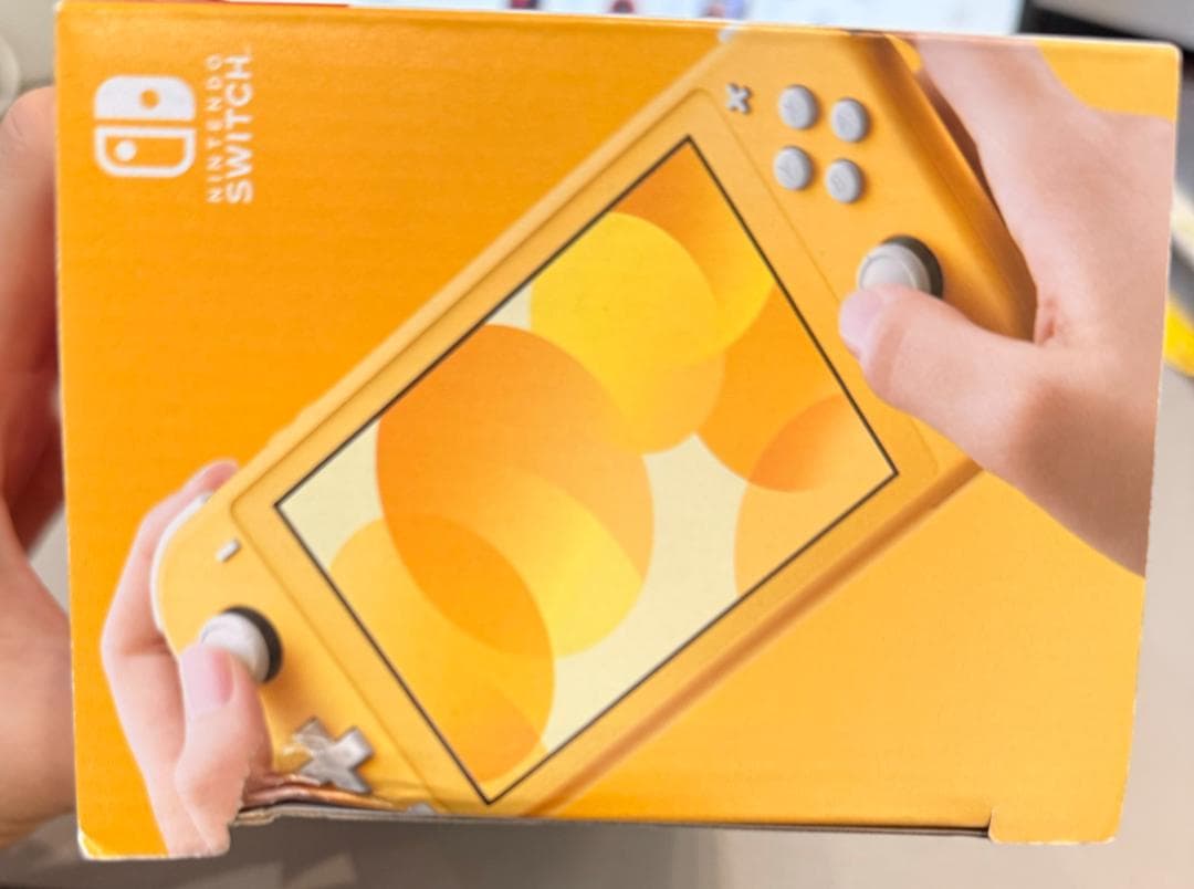 新品未使用 Nintendo Switch Lite イエロー