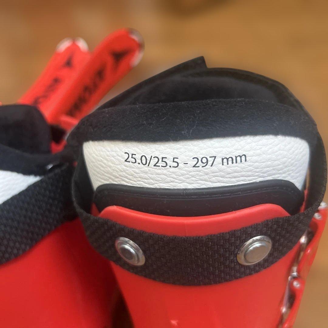 子供用　ATOMIC アトミック　スキーセット 140㎝