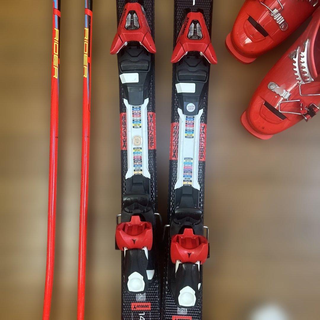 子供用　ATOMIC アトミック　スキーセット 140㎝