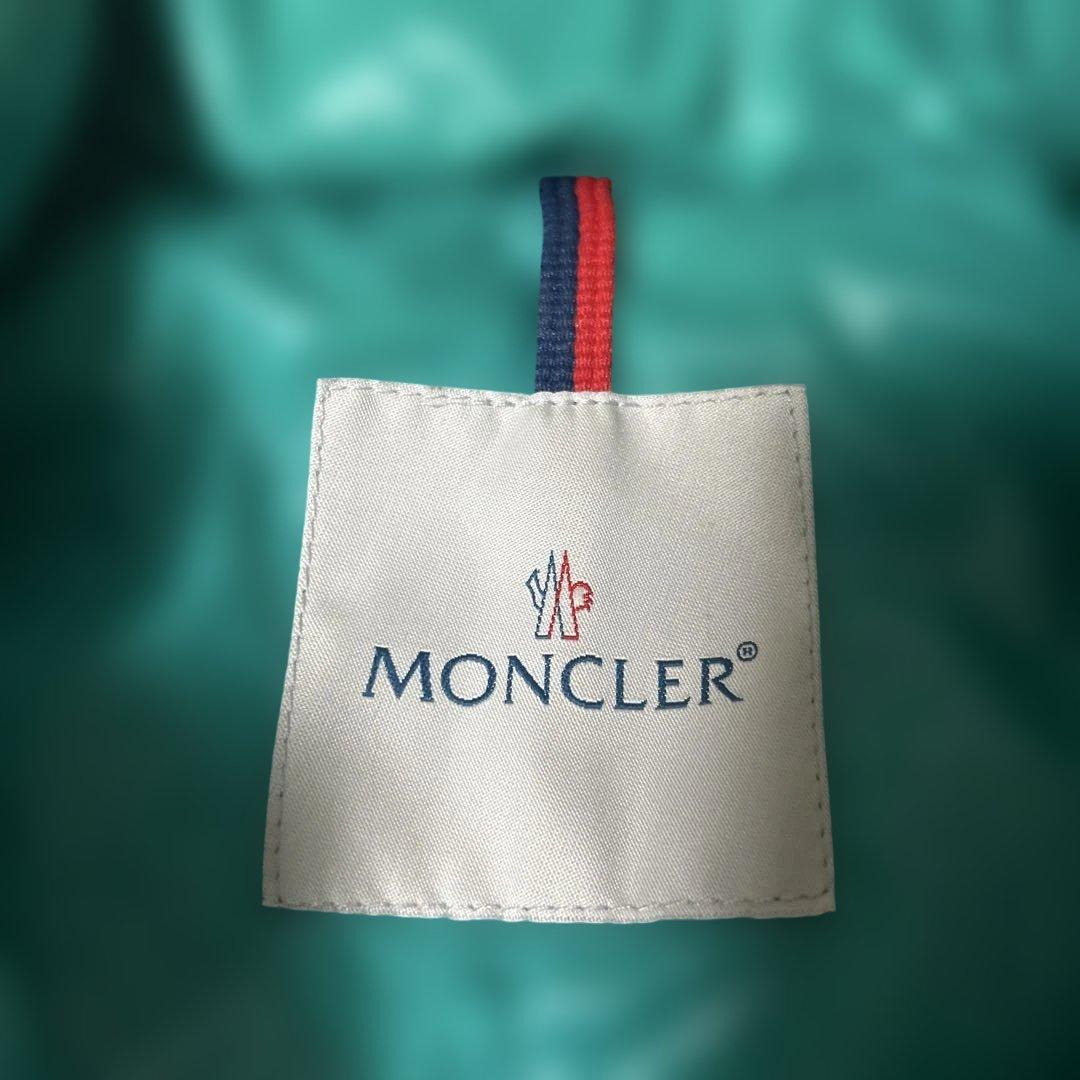 モンクレール　レディース　ダウンベスト