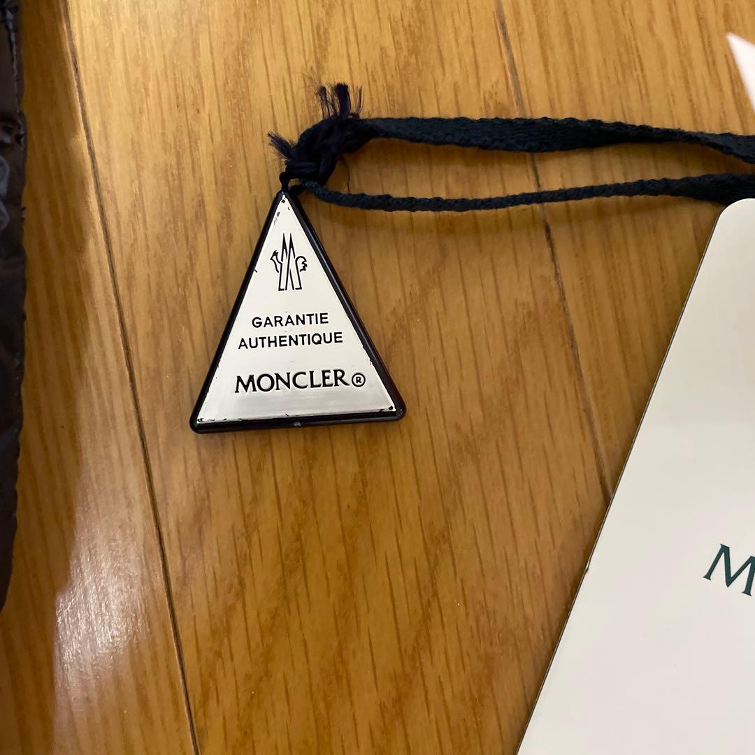 MONCLER ブラック ダウンベストYAEL GILET 収納袋付き