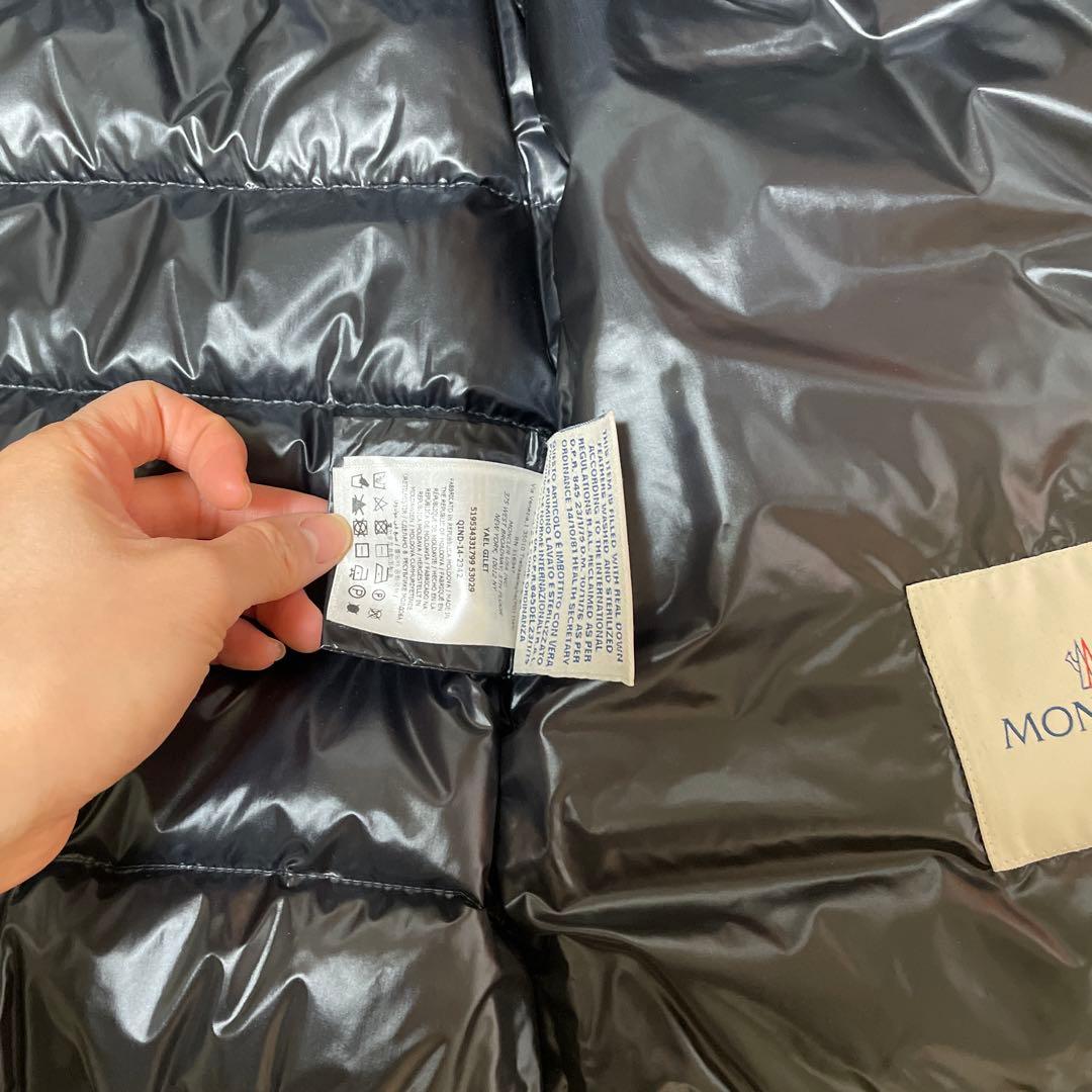 MONCLER ブラック ダウンベストYAEL GILET 収納袋付き