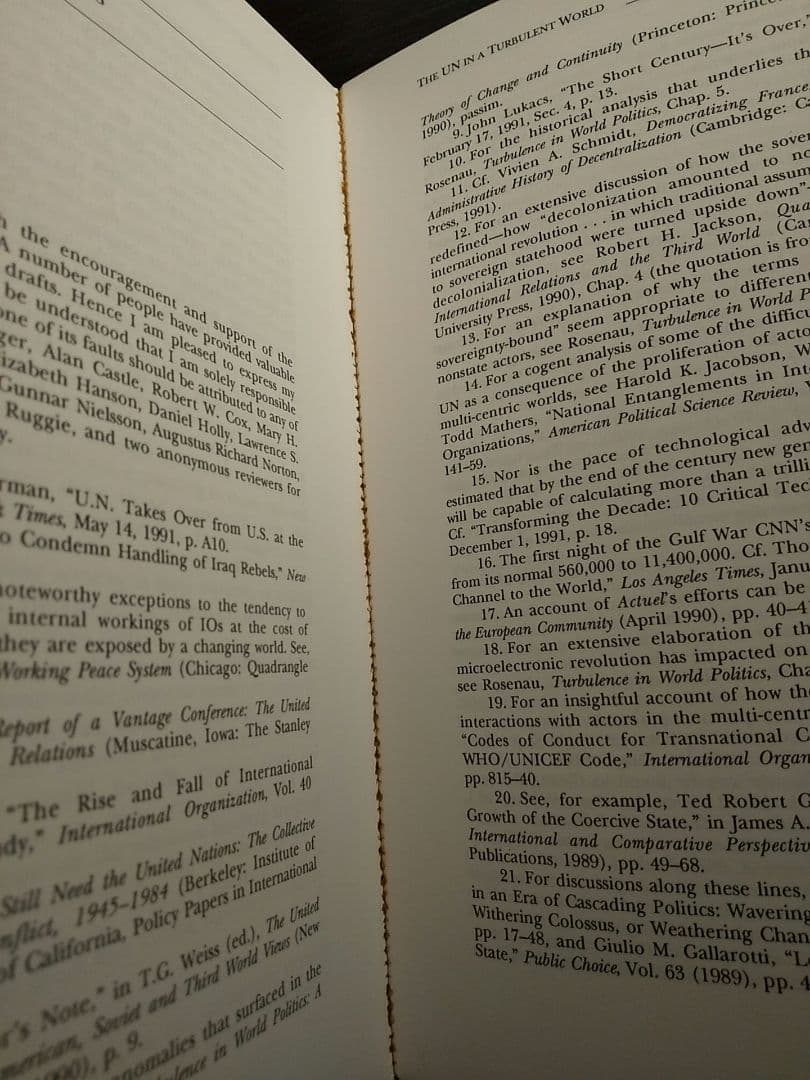 〈洋書〉激動の世界における国連