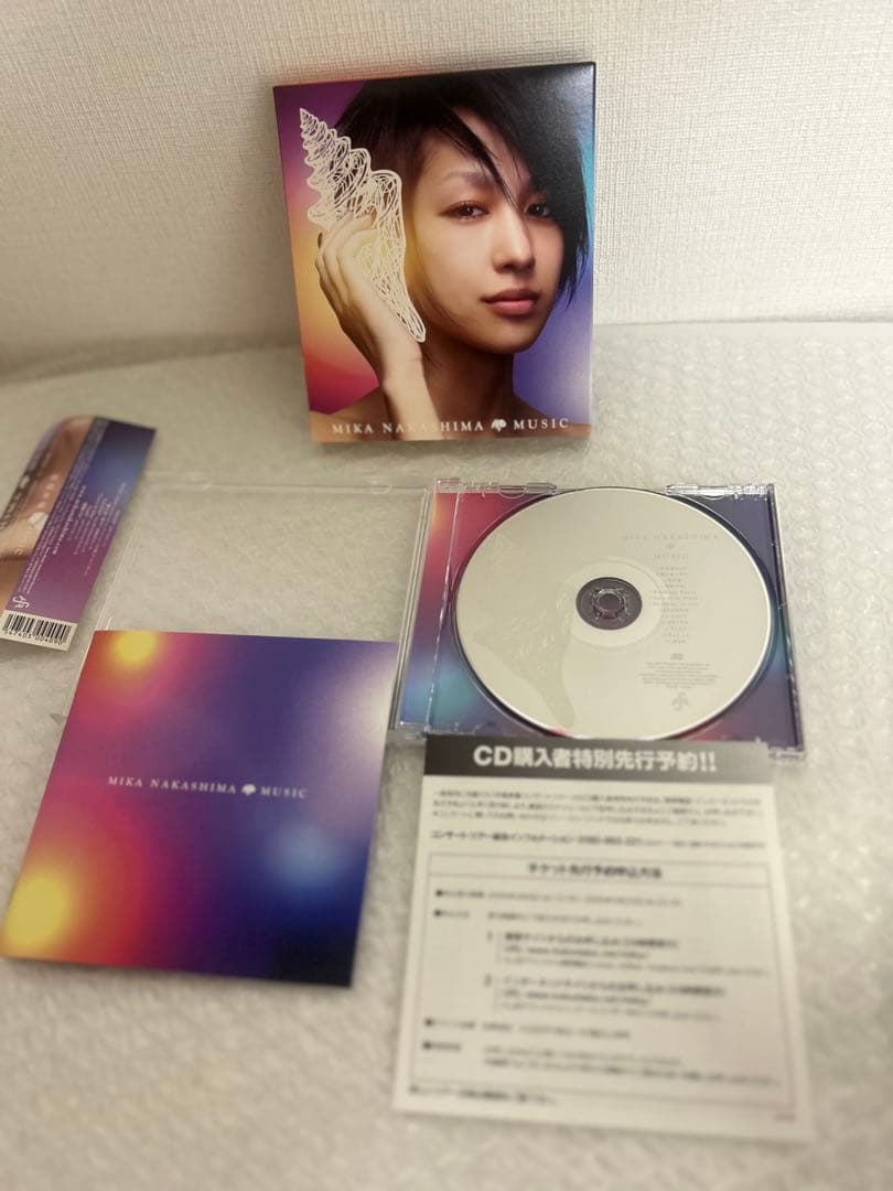 中島美嘉　ミュージック（CD）　美品　付属品付き