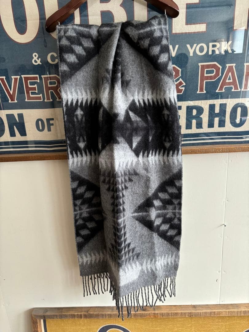 Dog Hot　ウール混紡マフラー