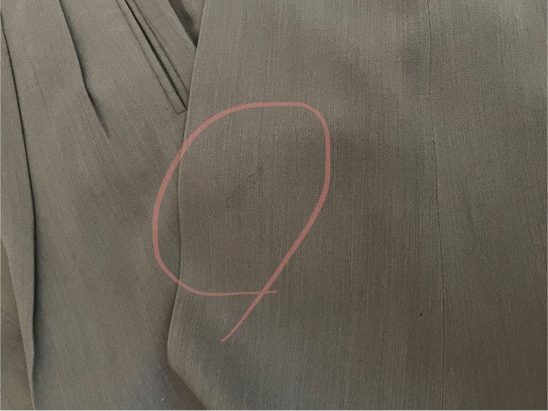 Giorgio Armani ジョルジオアルマーニ　グレージュ　ビジネススーツ