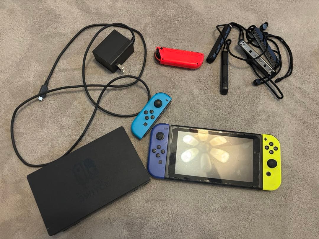ジャンク品⭐︎Nintendo Switch Joy-Con付き