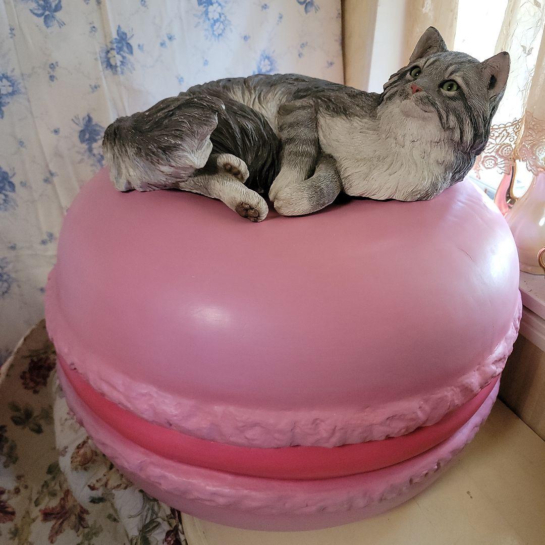 巨大マカロン型オブジェ　椅子　スツール　　公共施設展示使用品　キズ等あり