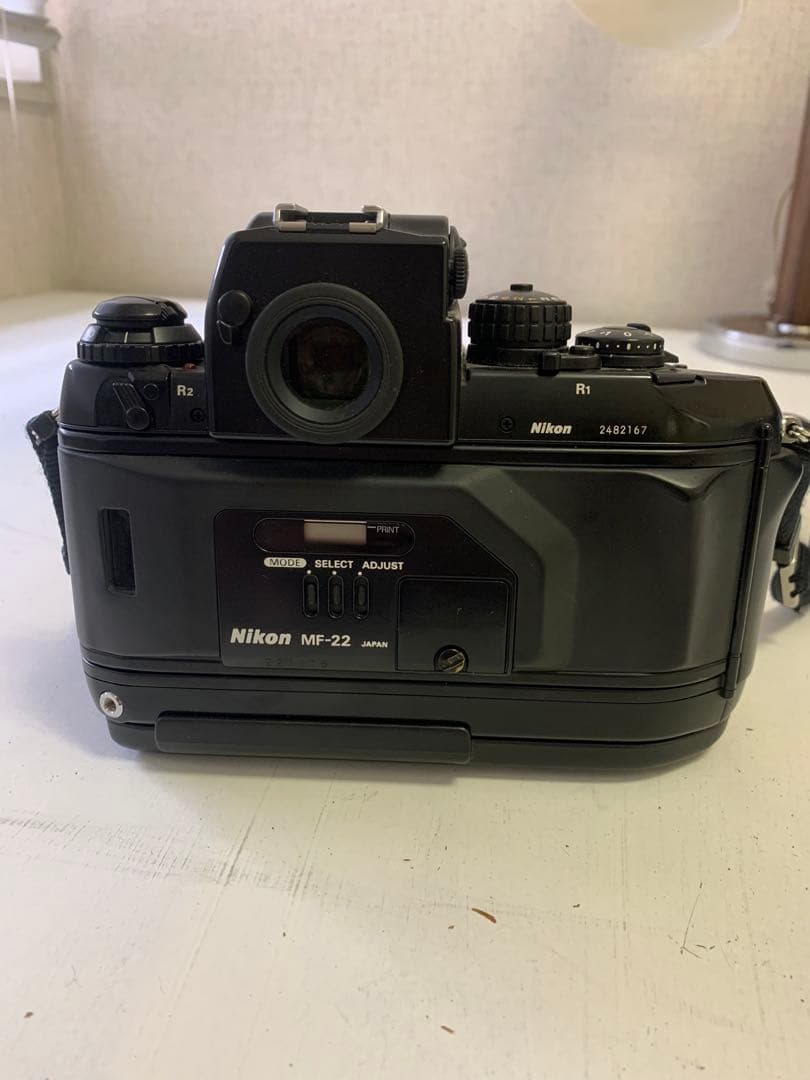 Nikon F4 一眼レフカメラ 35-70mmレンズ付き