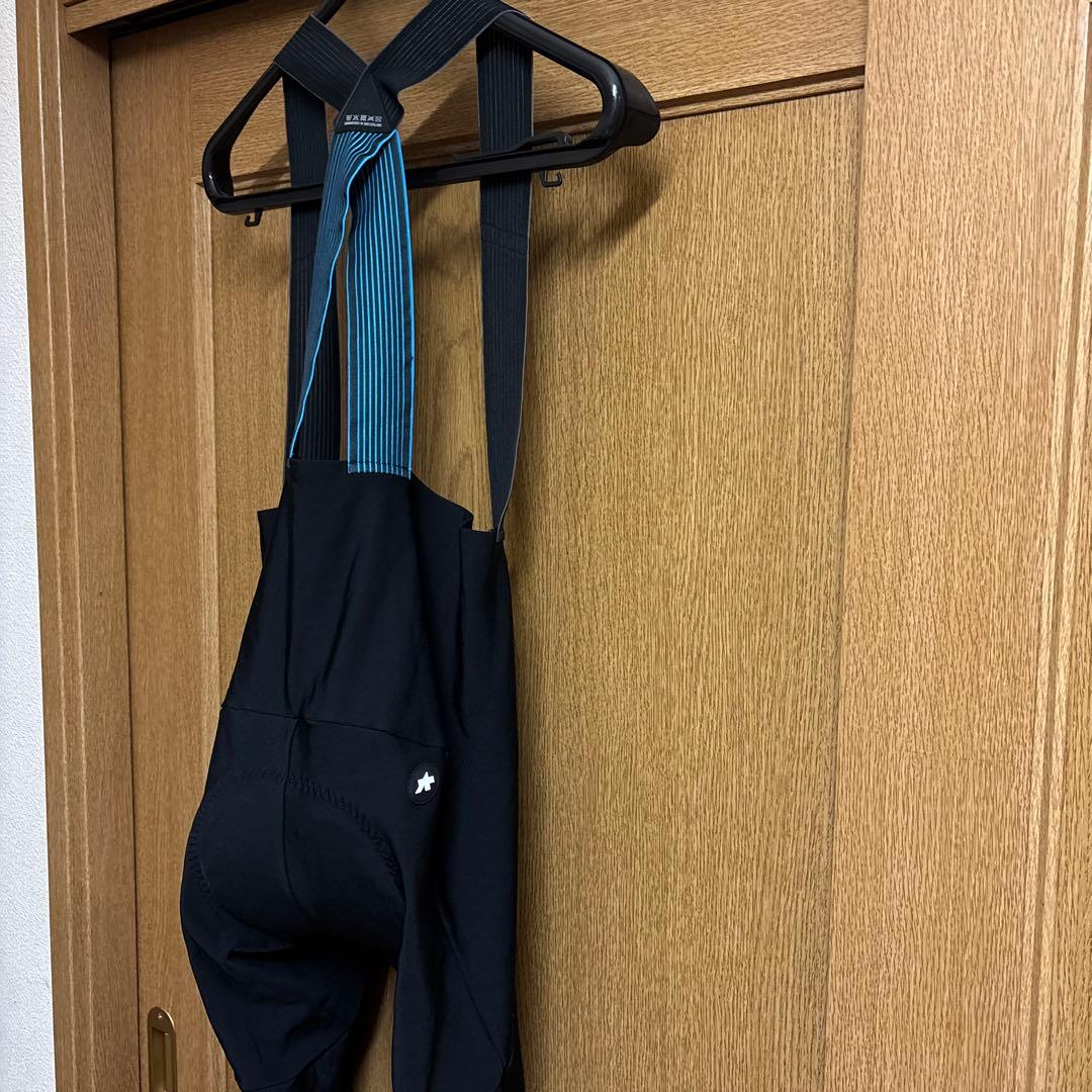 ASSOS EQUIPE R ウィンタービブタイツ ハブS9ブラック Ｌサイズ