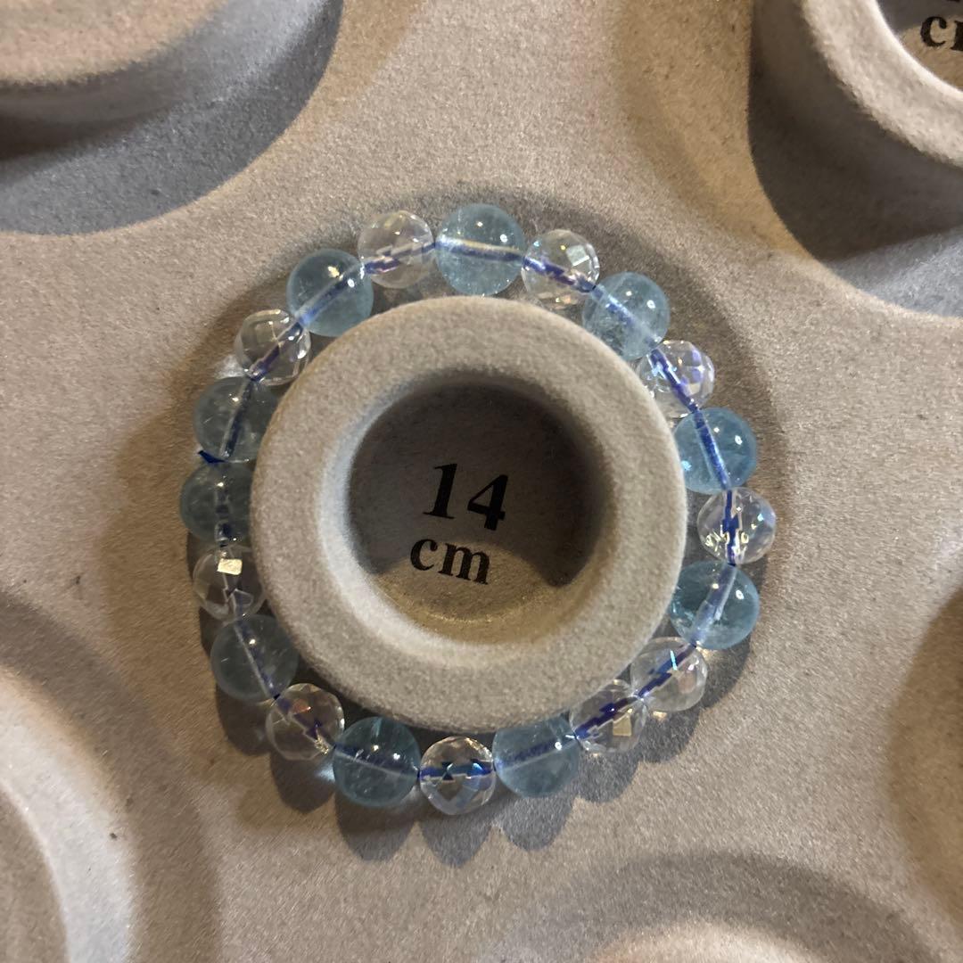 なんじゃこりゃー！綺麗！ピカピカ！トパーズたんとアクアオーラ水晶たん！