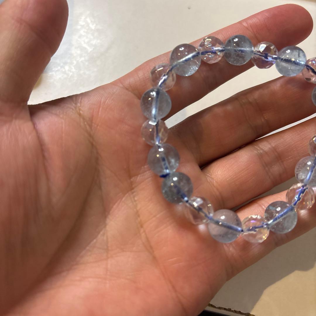 なんじゃこりゃー！綺麗！ピカピカ！トパーズたんとアクアオーラ水晶たん！