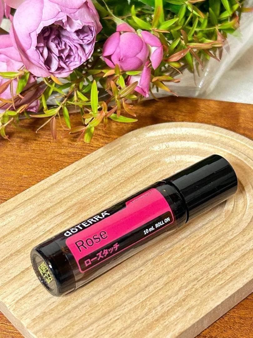 新品未開封　doTERRA ドテラ ローズタッチ ロールオン 10ml アロマ