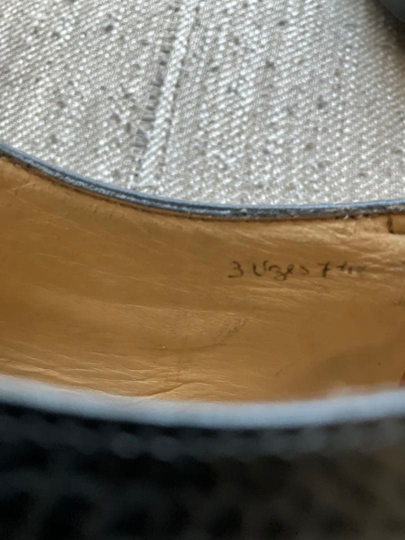 ジョンロブ ウゼス