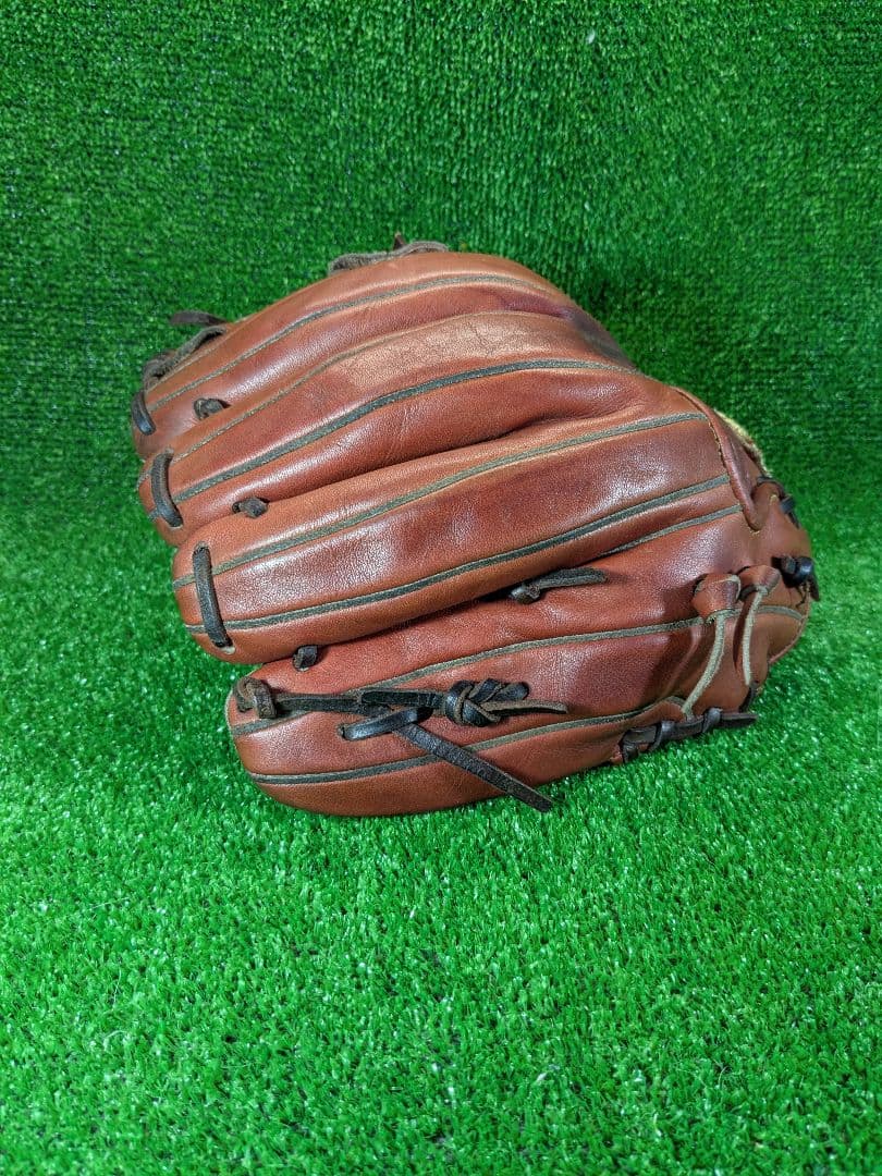 ウイルソン 　硬式　内野用　86型　HWW86H