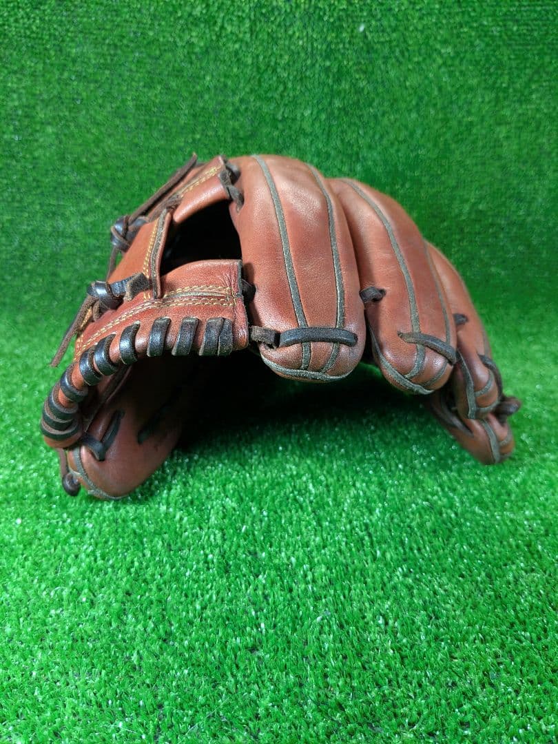 ウイルソン 　硬式　内野用　86型　HWW86H