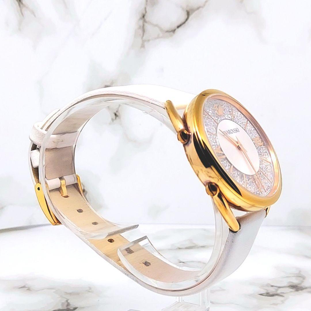SWAROVSKI スワロフスキー クリスタルグラム 時計 ホワイト レディース
