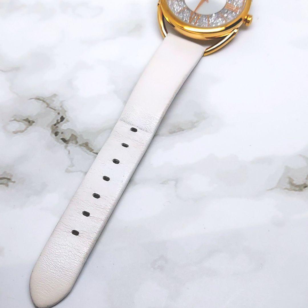 SWAROVSKI スワロフスキー クリスタルグラム 時計 ホワイト レディース