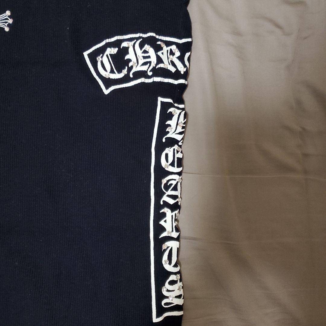 bibiCHROME HEARTSブラッククロス　ビジュー付 タンクトップ