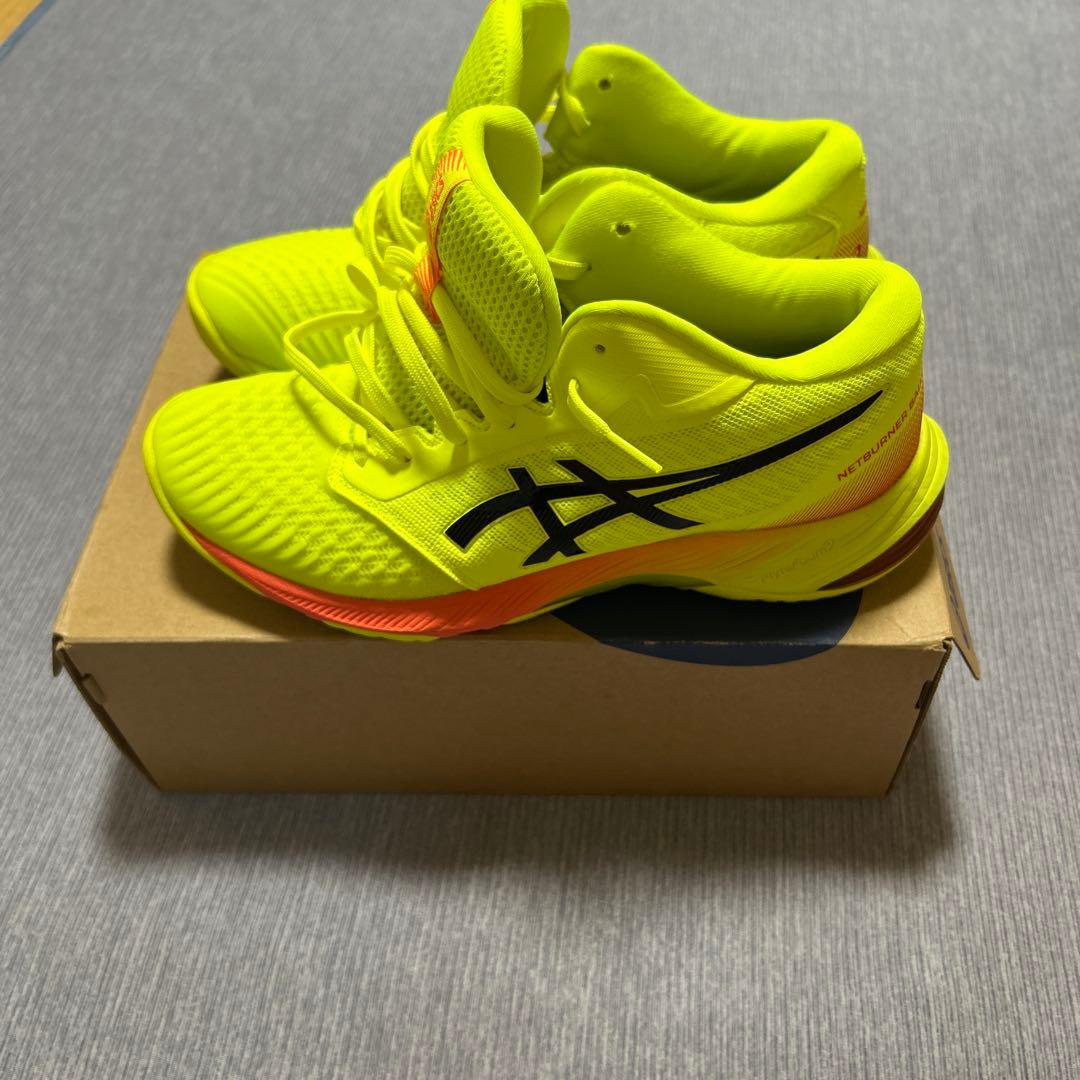 ASICS Netburner BallisticFF 26.5cm イエロー