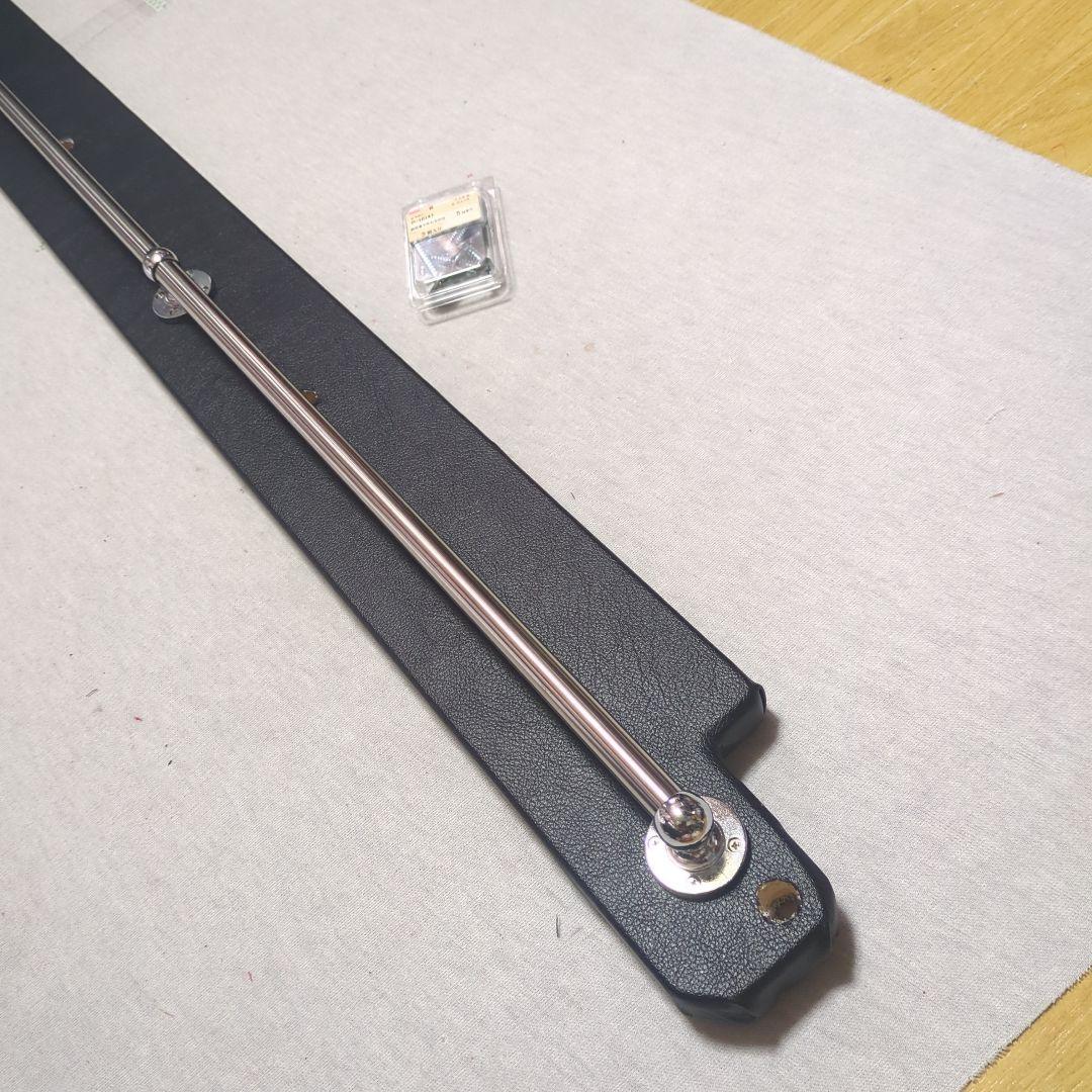 【やっちゃん】ロールーフ棚&ハンガー掛け（後窓上）【ブラックレザー】