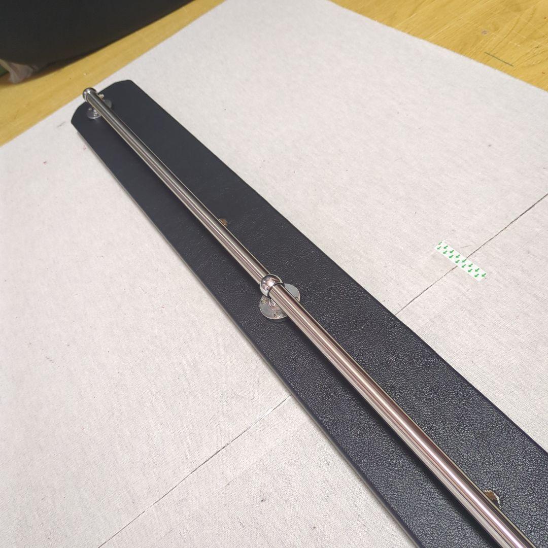 【やっちゃん】ロールーフ棚&ハンガー掛け（後窓上）【ブラックレザー】