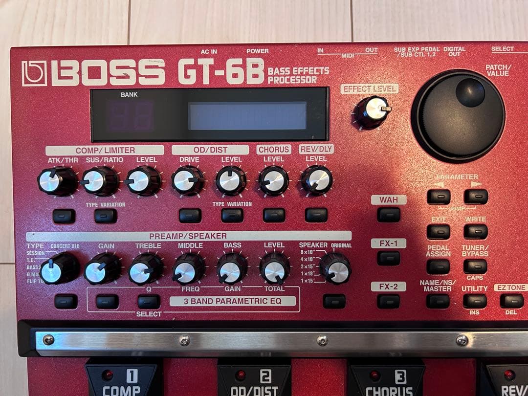 BOSS GT-6B マルチエフェクター