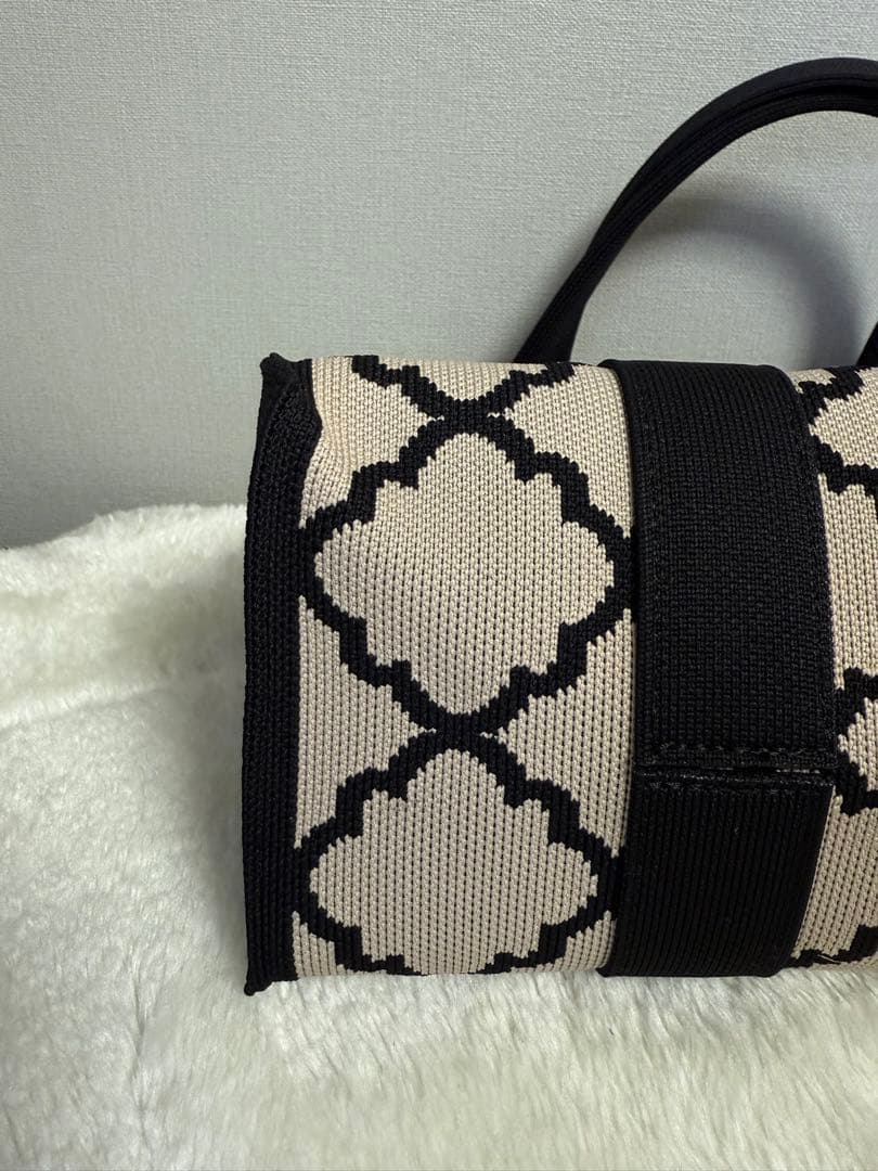 TOCCA 大人百花CHECKER CLOVER KNITBAG ニットバッグ