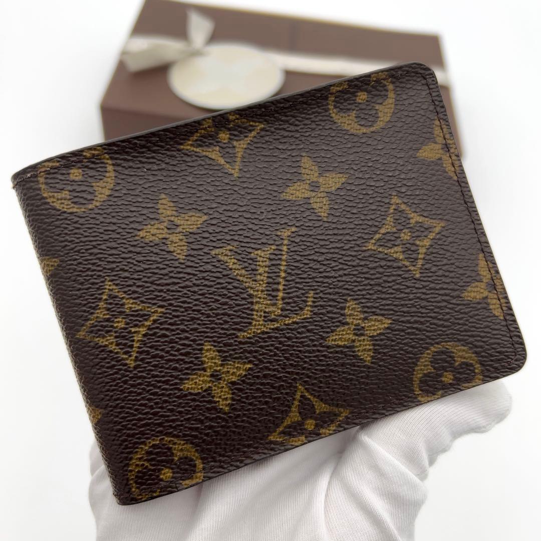 ルイヴィトン モノグラム 二つ折り財布 ミュルティプル イニシャル無 男女兼用