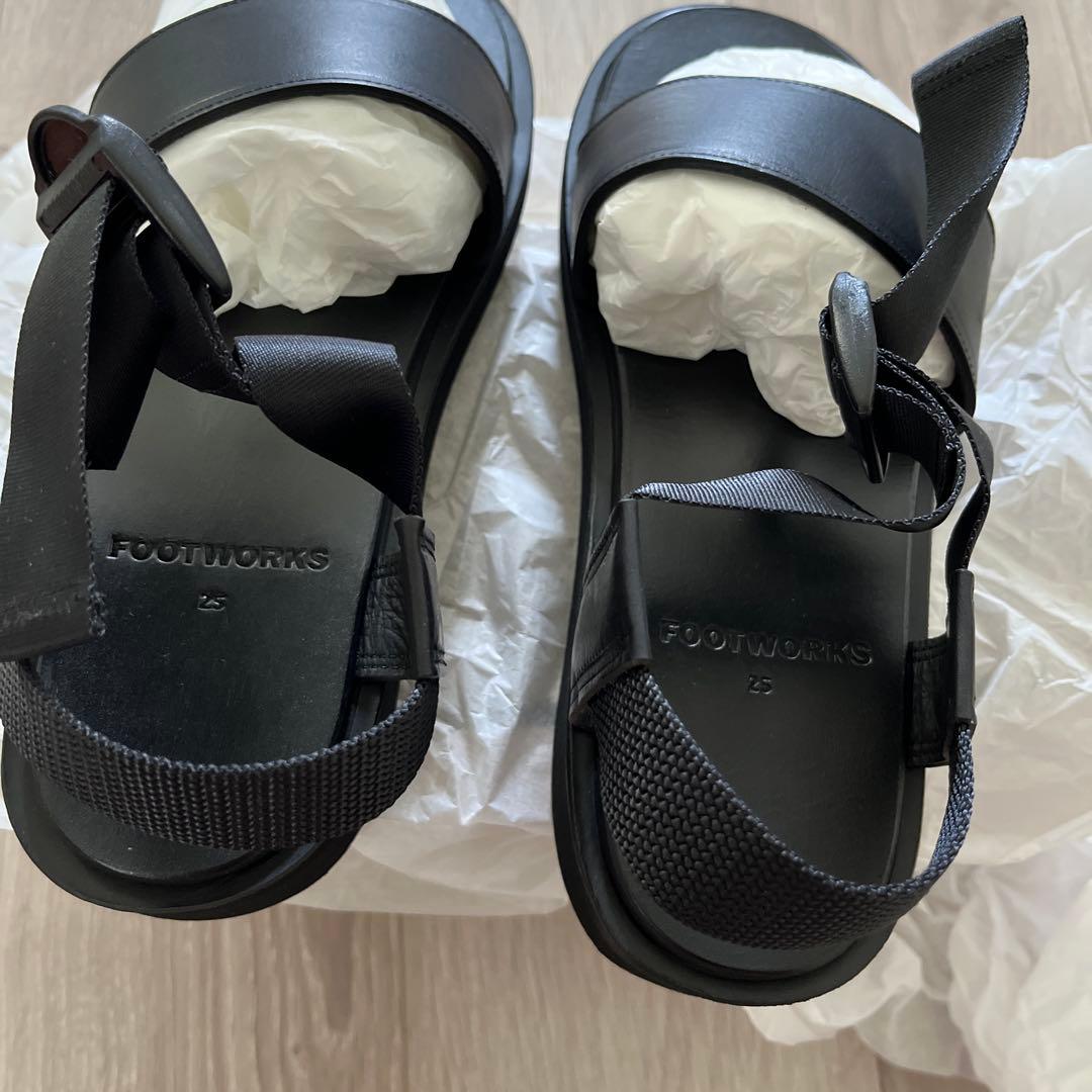未使用　FOOTWORKS Sandals Smooth 25cm